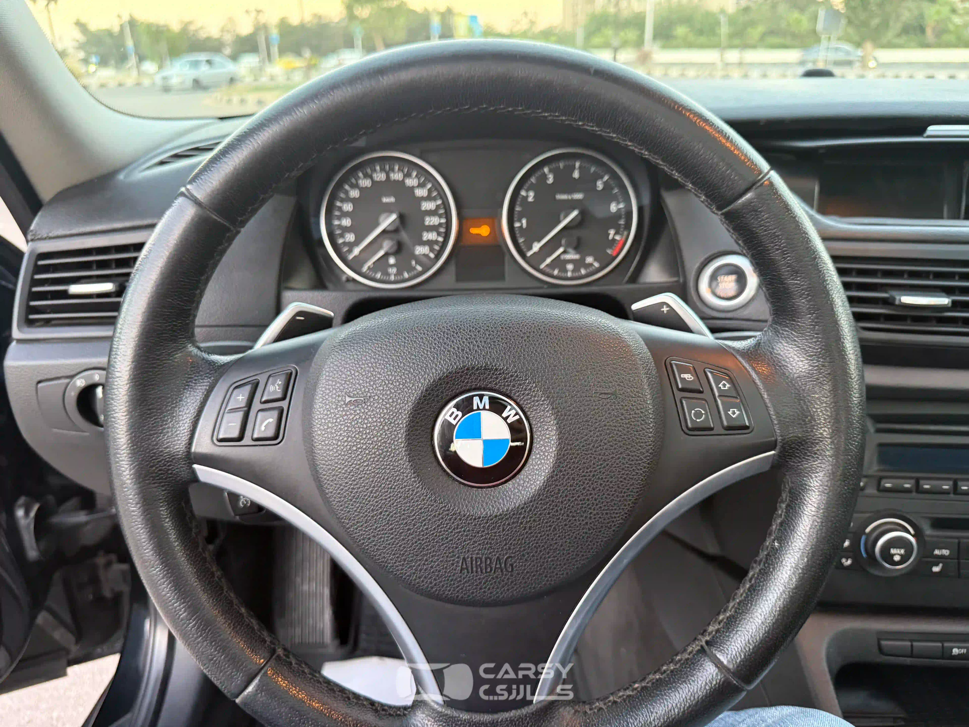 2012 بي إم دبليو X1 - Image 6