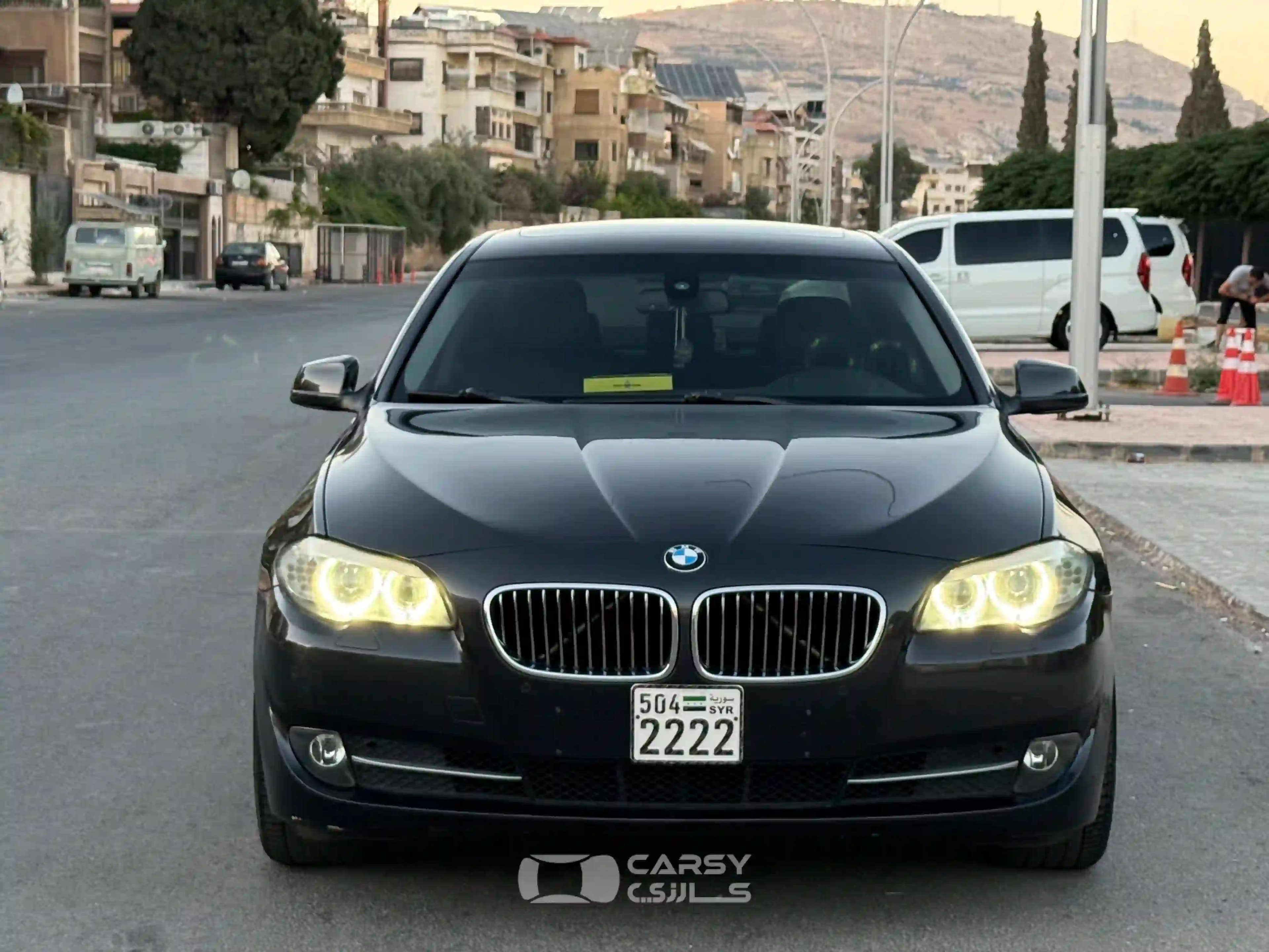 2011 بي إم دبليو SERIES 5 - Image 6